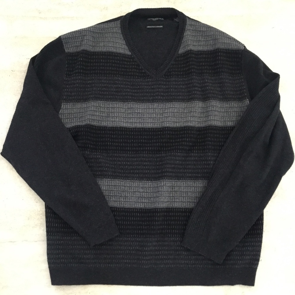 Impermeable Platinum Merino Silk Cashmere Sweater - Size XL - Picture 3 of 9